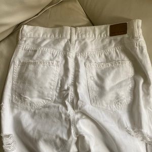 American eagle white distressed mom jeans